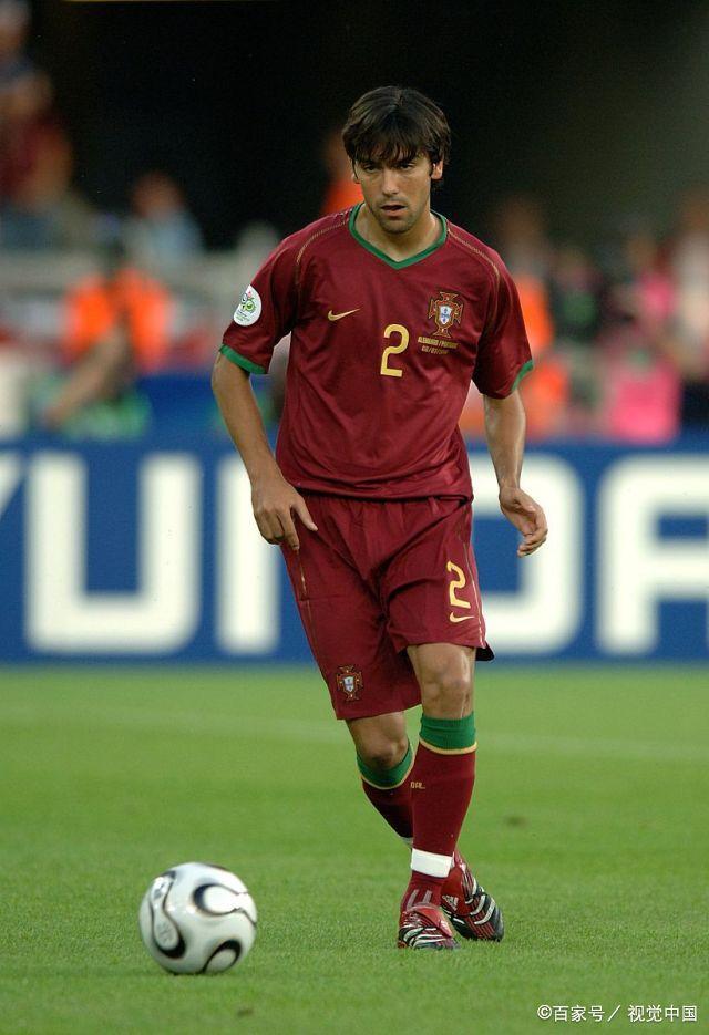 开云平台-包含法国队翻盘中国队，黄鸭组合高光表现的词条